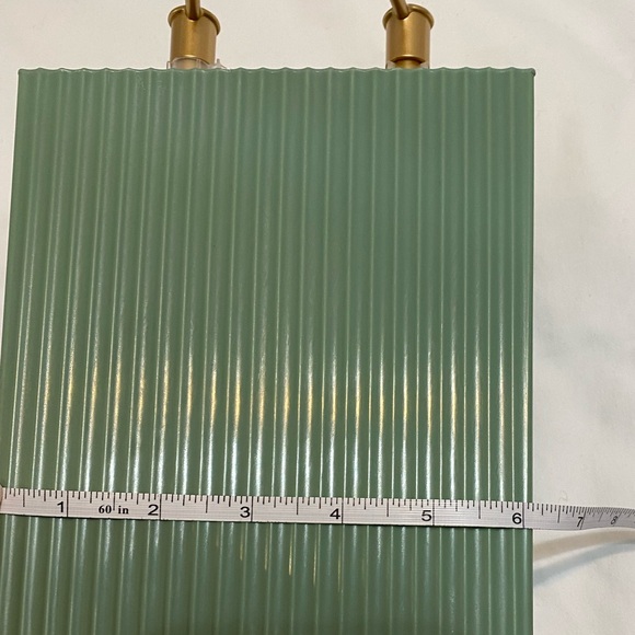 Green Ribbed Soap and lotion Dispenser with Gold Pumps - Picture 4 of 6